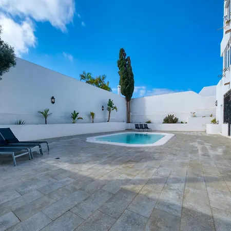 Casa Queen Vetusta -pool And Tennis