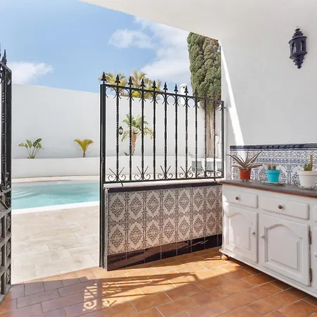 Holiday home Casa Queen Vetusta -pool And Tennis Arrecife (Lanzarote)