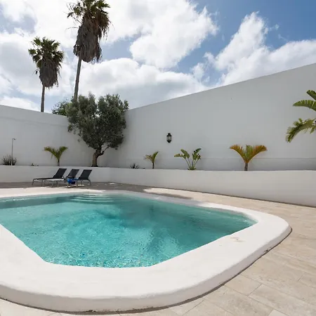 Casa Queen Vetusta -pool And Tennis Tatil Evi Arrecife (Lanzarote)